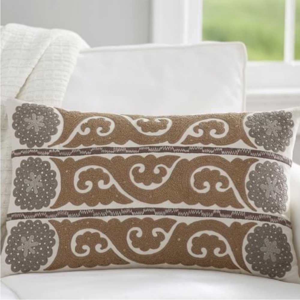 POTTERY BARN Embroidered Textured Suzani Lumbar Pillow Cover